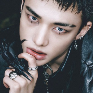 HWANG HYUNJIN | STRAY KIDS