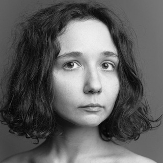 Таня делится