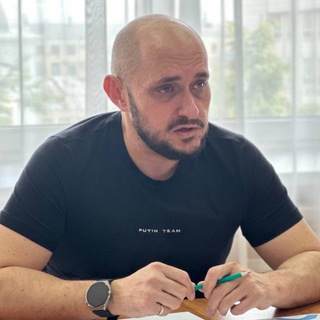 СапожниковГласный