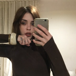 молли хочет покурить