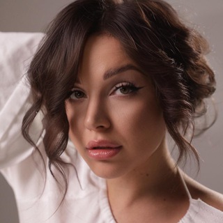 Алёна Смолякова