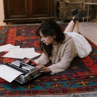 Даша, которая пишет