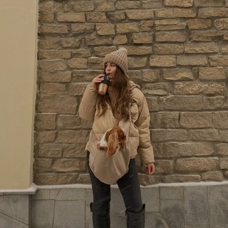 Даша смотрит сериалы