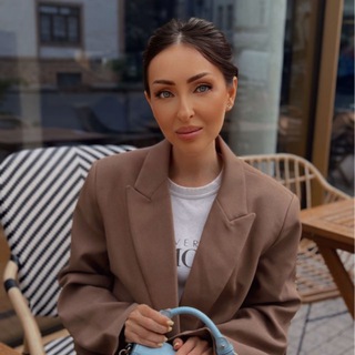 SVETA POLLY
