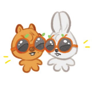 Лизка рисует скизов ✍️👩🏻‍🎨