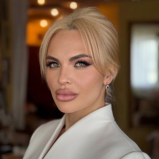 Виктория Комахина • Official